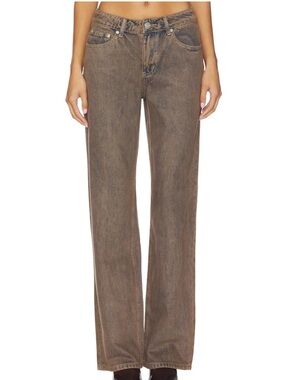 Superdown- Distressed Wide-Leg Jeans in Washed Brown